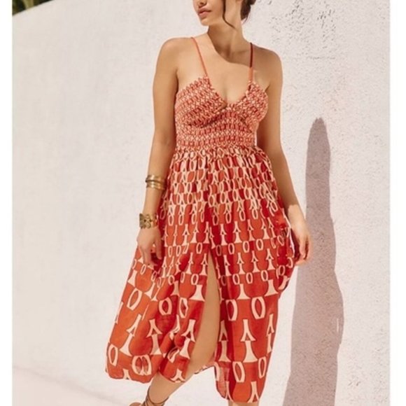 Anthropologie Dresses & Skirts - Anthropologie Smocked Midi Dress